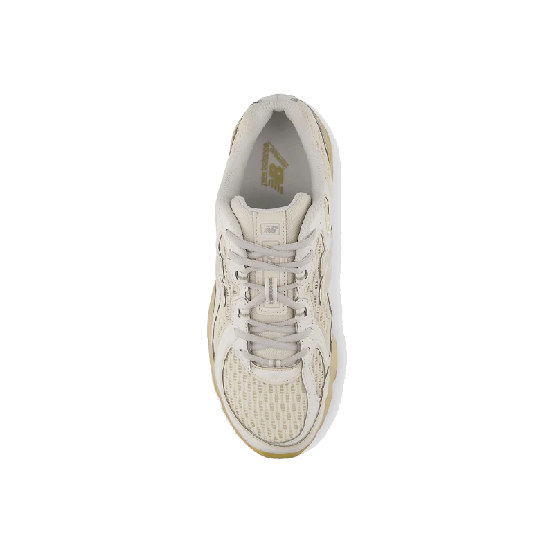 740 Lifestyle - Image 3