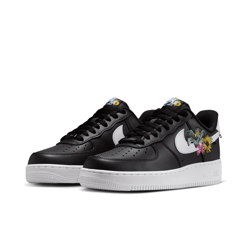 Air Force 1 '07 PRM (W) - Image 2