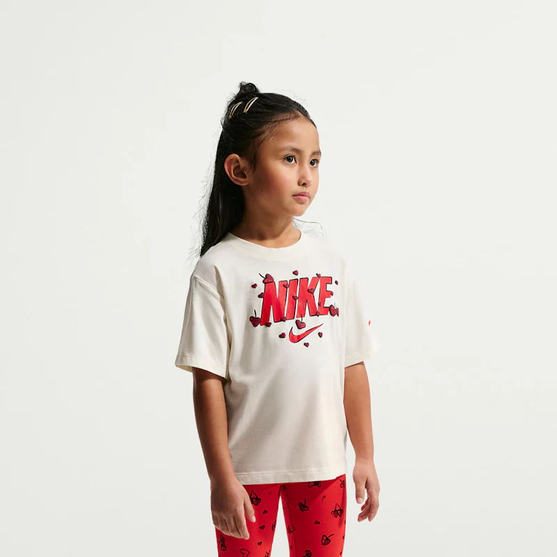 CHERRY NIKE BOXY T-SHIRT (G)