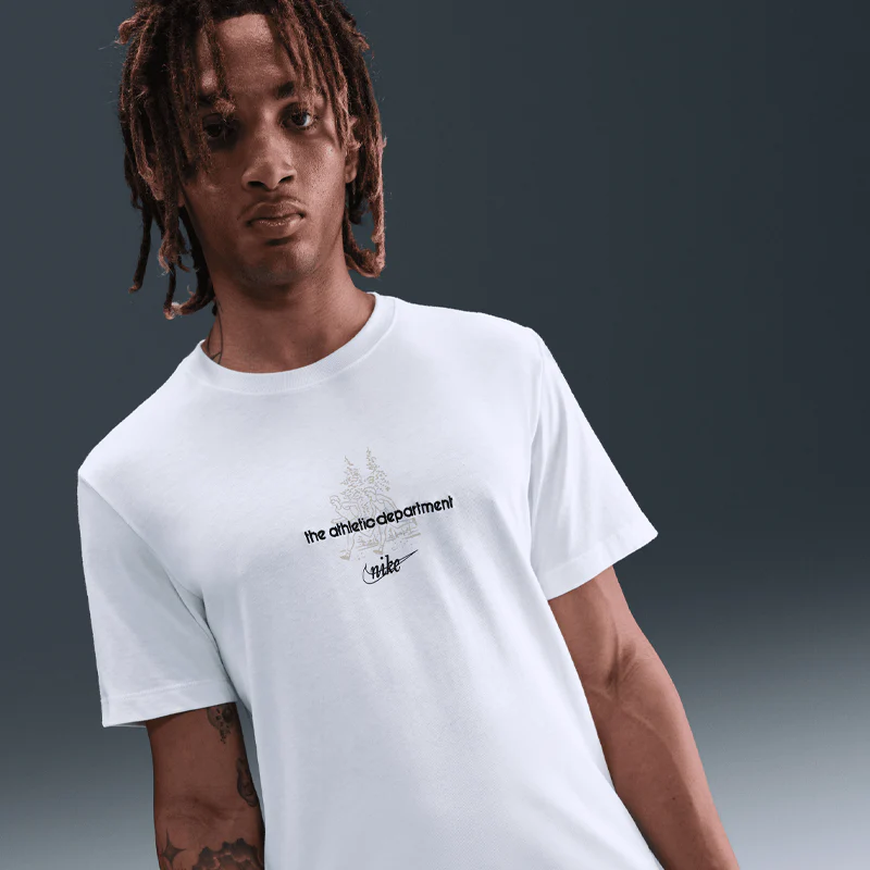 Club T-Shirt - Image 4