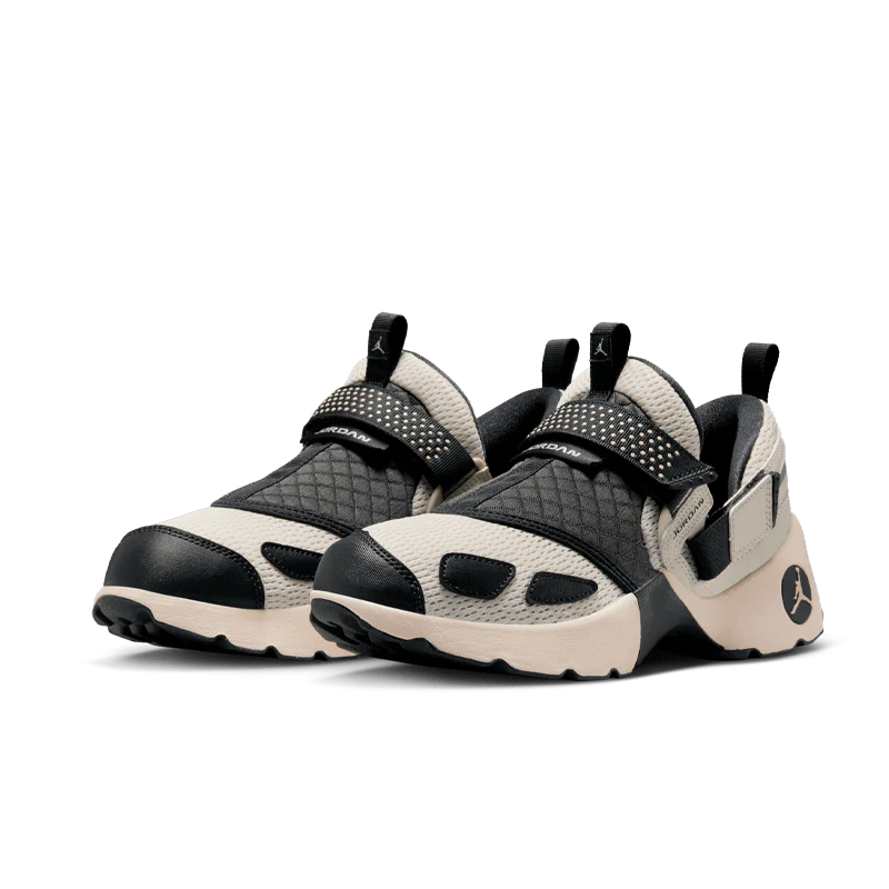 Jordan Trunner LX (W) - Image 2