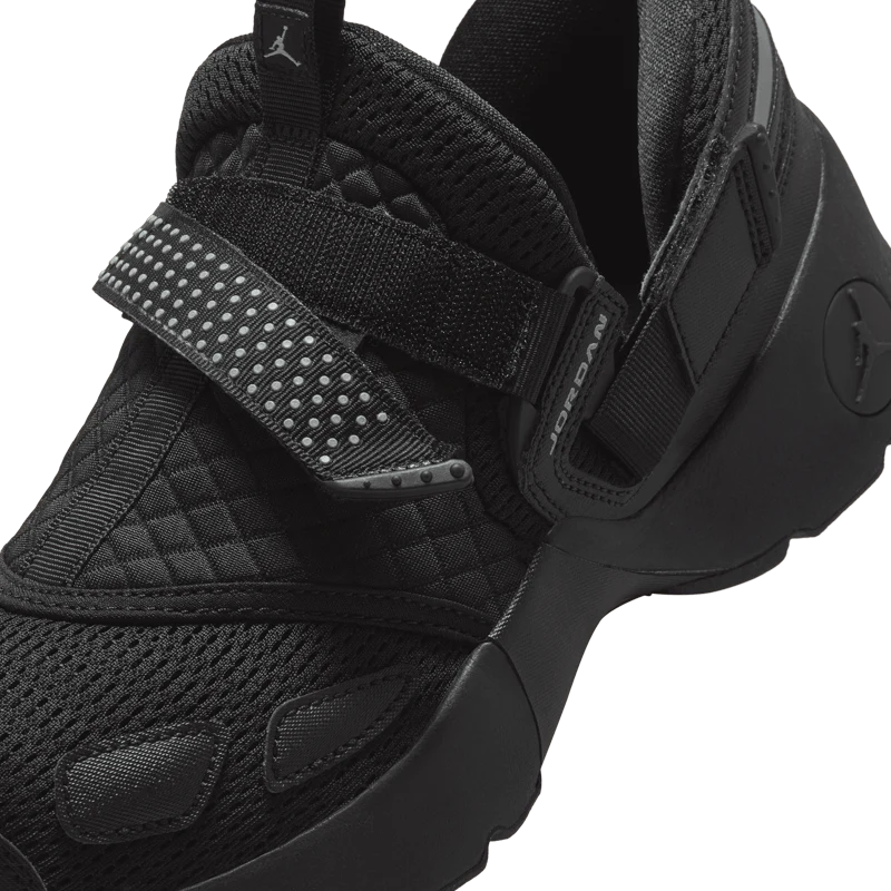 Jordan Trunner LX (W) - Image 6