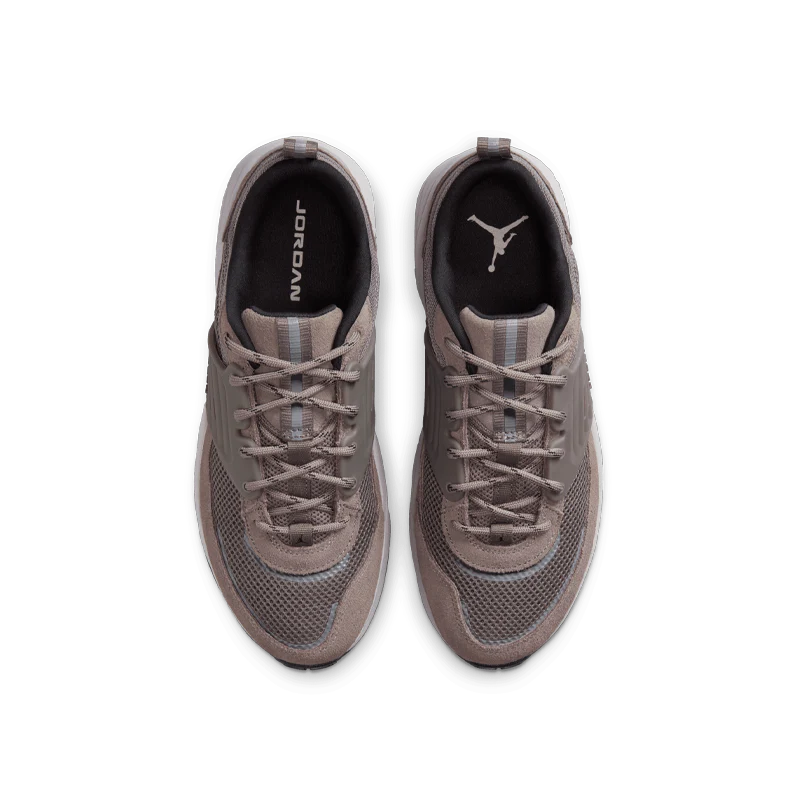Jordan Trunner O/S - Image 3