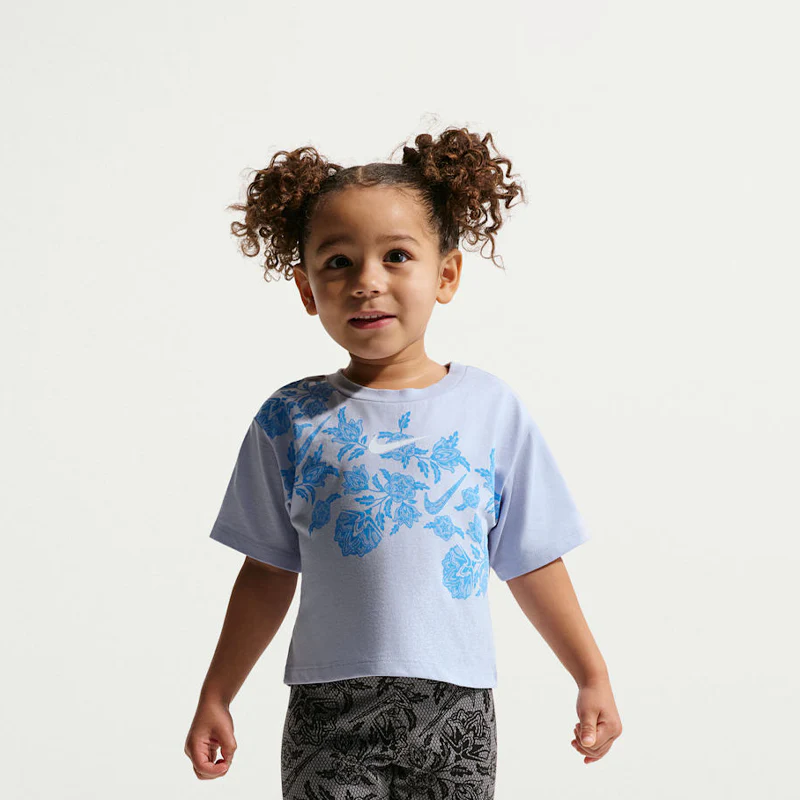 Lace It Up T-Shirt (G)