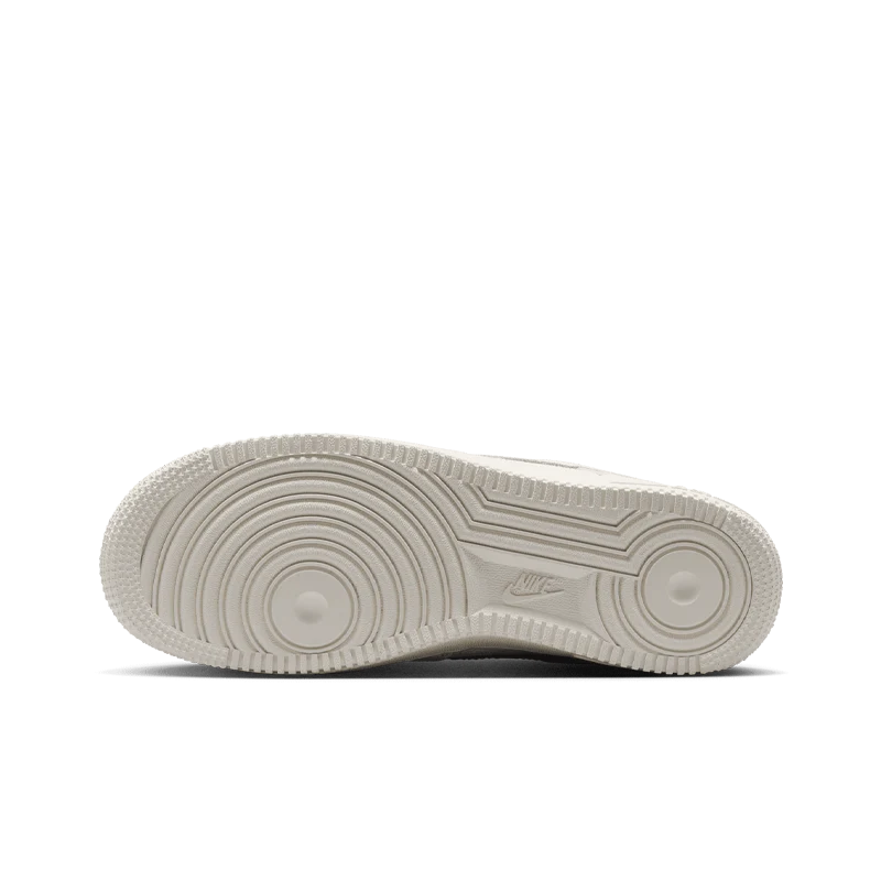 NIKE AIR FORCE 1 '07 W - Image 5
