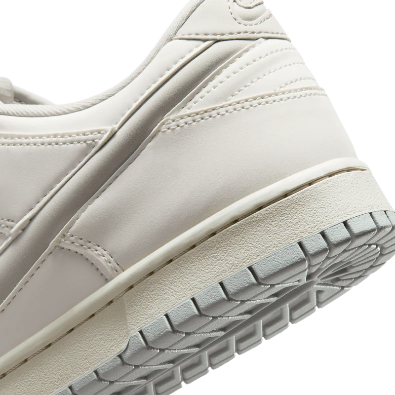 NIKE DUNK LOW RETRO PRM - Image 7