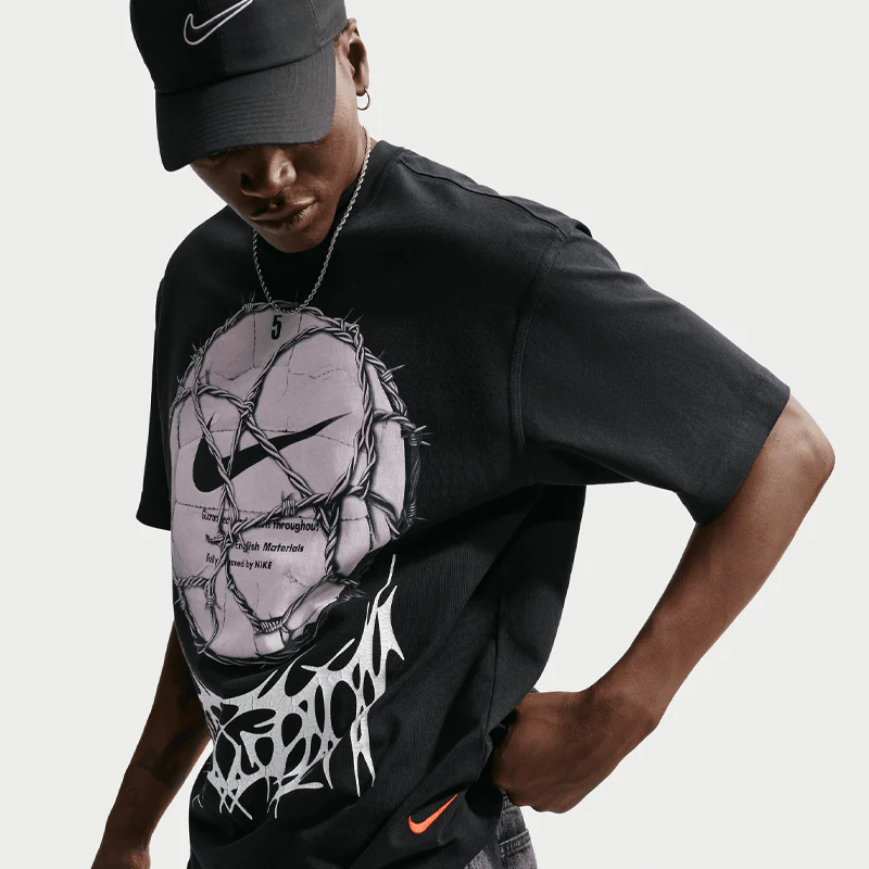 NIKE U NSW TEE LSE YMH ZIG ZAG - Image 4
