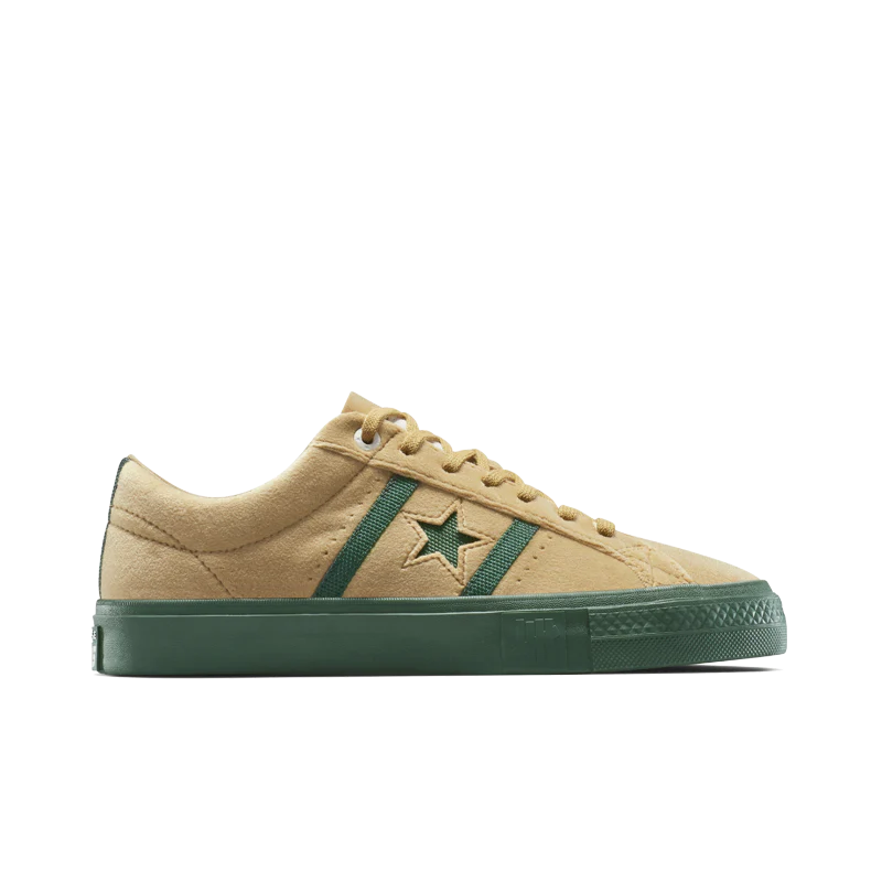 Converse x Undefeated One Star Academy Pro 10