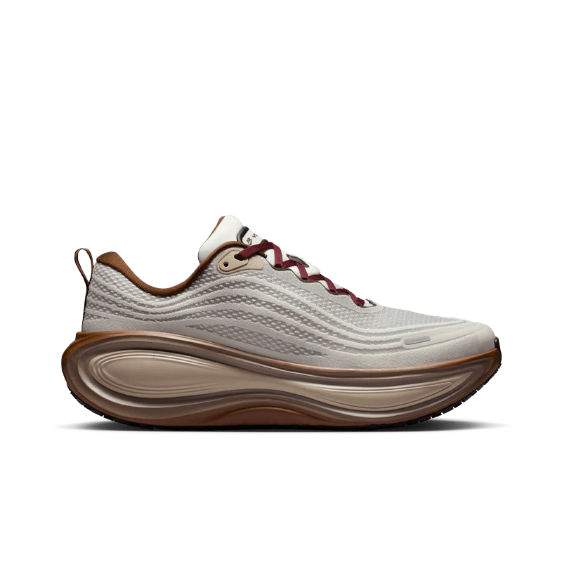 Vomero Plus QS